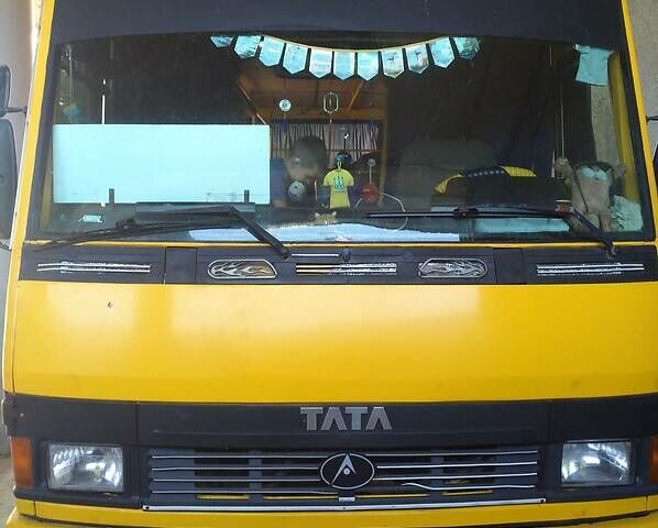 Желтый БАЗ А 079 Эталон, объемом двигателя 5.7 л и пробегом 111 тыс. км за 5500 $, фото 6 на Automoto.ua