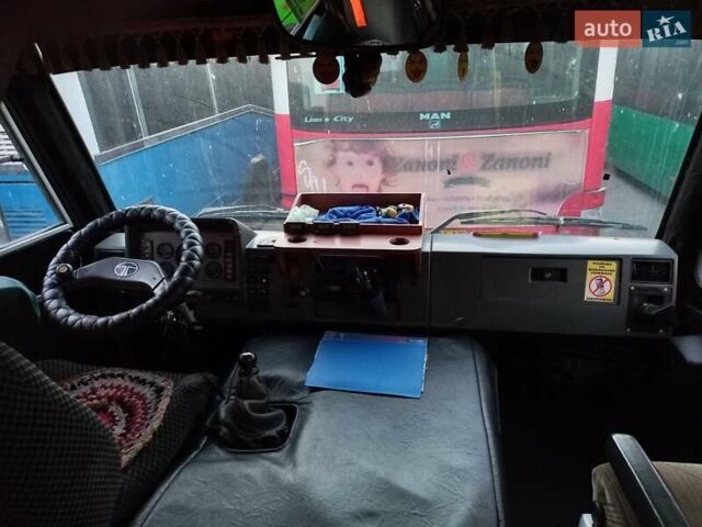 Желтый БАЗ А 079 Эталон, объемом двигателя 5.68 л и пробегом 210 тыс. км за 7700 $, фото 5 на Automoto.ua