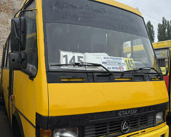 Желтый БАЗ А 079 Эталон, объемом двигателя 5.68 л и пробегом 350 тыс. км за 6500 $, фото 3 на Automoto.ua