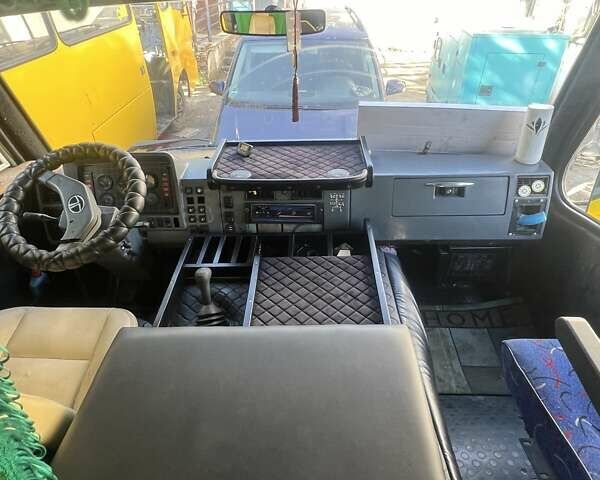 Желтый БАЗ А 079 Эталон, объемом двигателя 5.68 л и пробегом 500 тыс. км за 6500 $, фото 3 на Automoto.ua