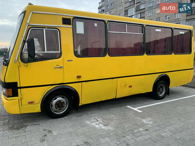 Желтый БАЗ А 079 Эталон, объемом двигателя 5.7 л и пробегом 500 тыс. км за 5999 $, фото 1 на Automoto.ua