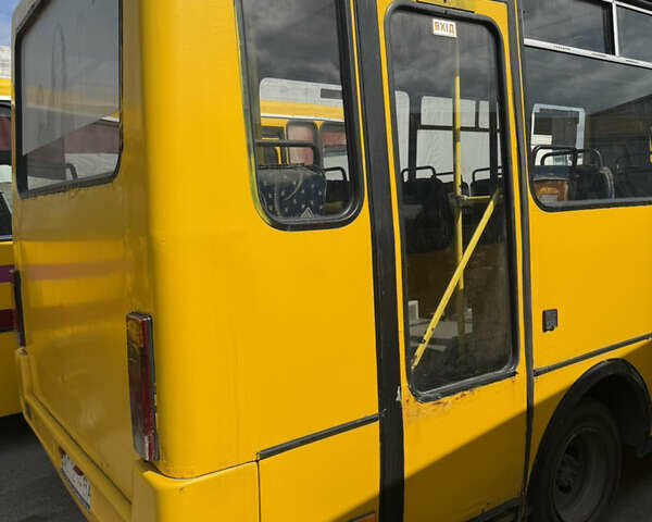 Желтый БАЗ А 079 Эталон, объемом двигателя 5.68 л и пробегом 800 тыс. км за 3800 $, фото 6 на Automoto.ua
