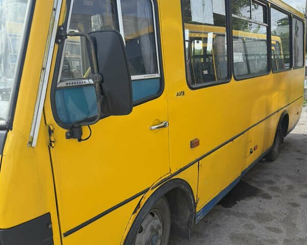 Желтый БАЗ А 079 Эталон, объемом двигателя 5.68 л и пробегом 800 тыс. км за 3800 $, фото 1 на Automoto.ua