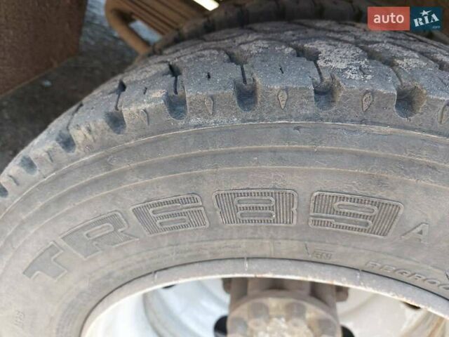 Желтый БАЗ А 079 Эталон, объемом двигателя 5.7 л и пробегом 19 тыс. км за 7000 $, фото 6 на Automoto.ua