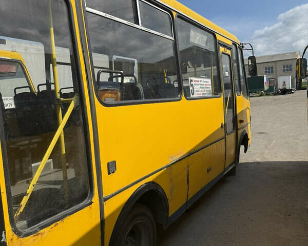 Желтый БАЗ А 079 Эталон, объемом двигателя 5.68 л и пробегом 800 тыс. км за 3800 $, фото 4 на Automoto.ua