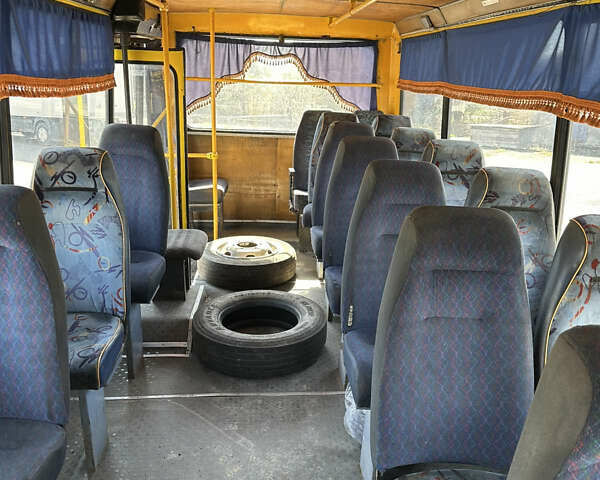 Желтый БАЗ А 079 Эталон, объемом двигателя 5.68 л и пробегом 780 тыс. км за 4000 $, фото 10 на Automoto.ua