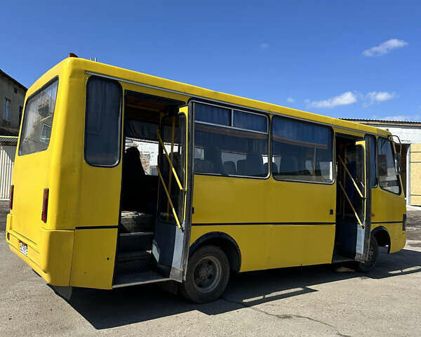 Желтый БАЗ А 079 Эталон, объемом двигателя 5.68 л и пробегом 780 тыс. км за 4000 $, фото 3 на Automoto.ua