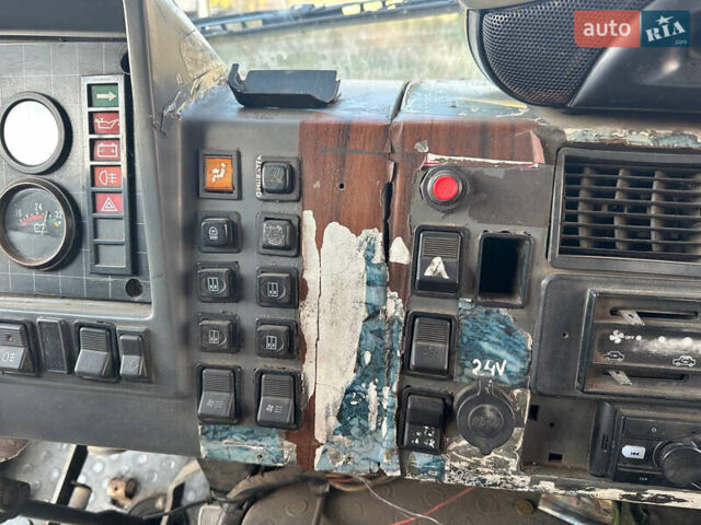 Желтый БАЗ А 079 Эталон, объемом двигателя 5.68 л и пробегом 315 тыс. км за 6999 $, фото 20 на Automoto.ua