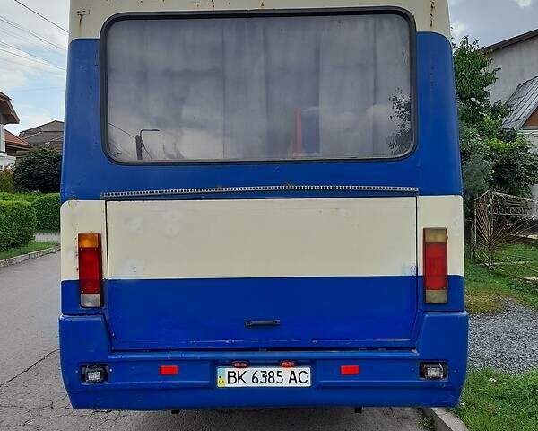 Синий БАЗ А 079 Эталон, объемом двигателя 5.7 л и пробегом 840 тыс. км за 6300 $, фото 1 на Automoto.ua