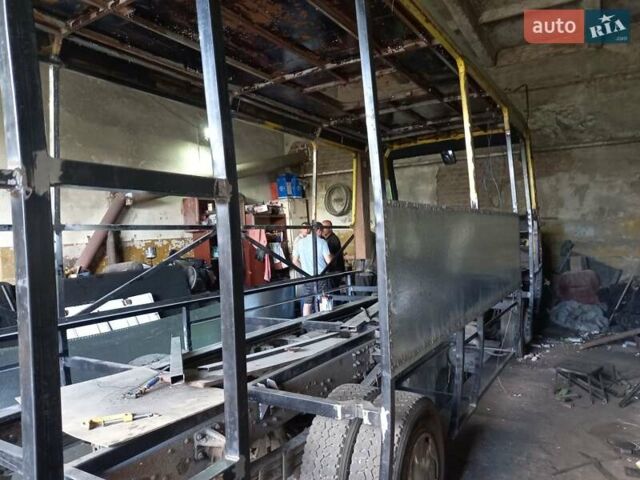 Зеленый БАЗ А 079 Эталон, объемом двигателя 5.68 л и пробегом 475 тыс. км за 9000 $, фото 7 на Automoto.ua