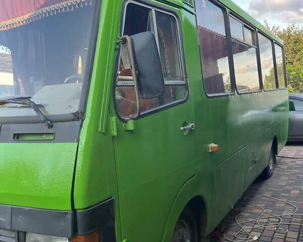 Зеленый БАЗ А 079 Эталон, объемом двигателя 5.68 л и пробегом 720 тыс. км за 4200 $, фото 1 на Automoto.ua