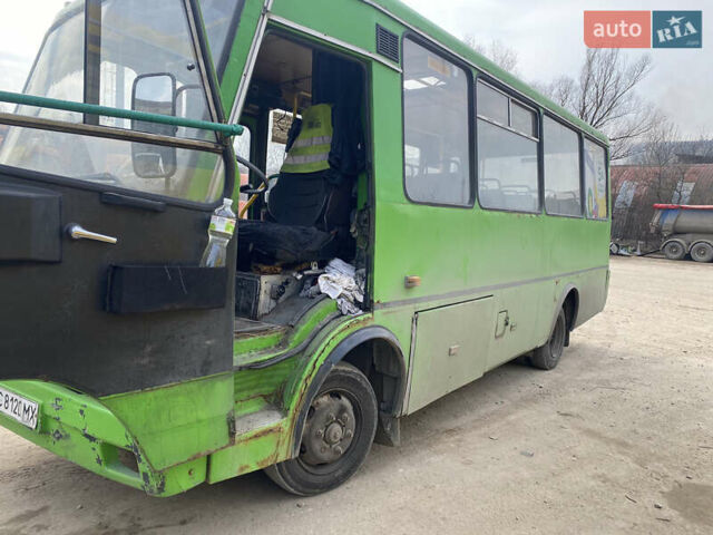 Зелений БАЗ А 079 Еталон, об'ємом двигуна 5.68 л та пробігом 700 тис. км за 3000 $, фото 1 на Automoto.ua