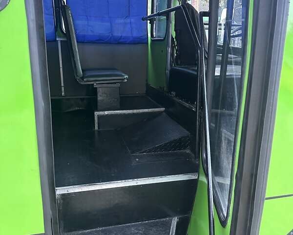 Зелений БАЗ А 079 Еталон, об'ємом двигуна 5.68 л та пробігом 550 тис. км за 12500 $, фото 10 на Automoto.ua