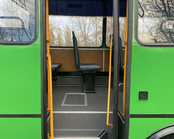 Зелений БАЗ А 079 Еталон, об'ємом двигуна 5.68 л та пробігом 630 тис. км за 19700 $, фото 11 на Automoto.ua