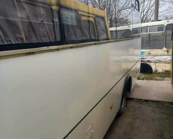 Білий БАЗ БАЗ, об'ємом двигуна 5.68 л та пробігом 200 тис. км за 6500 $, фото 1 на Automoto.ua