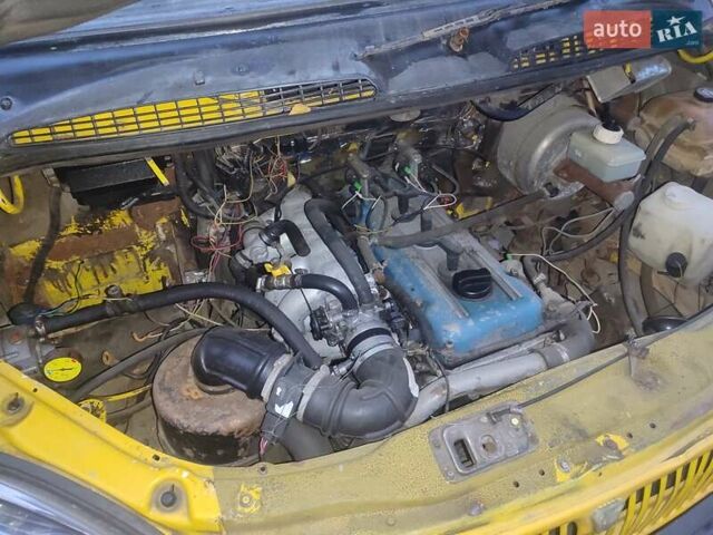 БАЗ БАЗ, объемом двигателя 0 л и пробегом 400 тыс. км за 2000 $, фото 1 на Automoto.ua