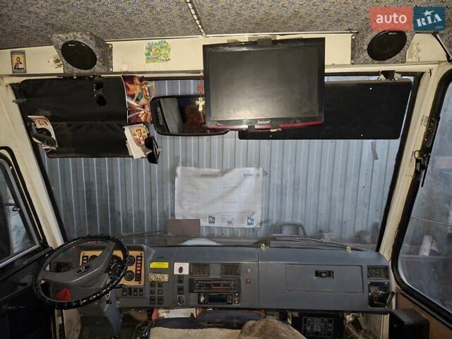 Белый БАЗ А079.23, объемом двигателя 5.7 л и пробегом 700 тыс. км за 8500 $, фото 11 на Automoto.ua