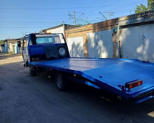 Белый БАЗ Т901.60, объемом двигателя 5.68 л и пробегом 250 тыс. км за 10200 $, фото 3 на Automoto.ua