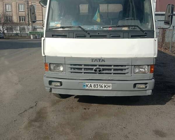 Белый БАЗ Т901.60, объемом двигателя 5.7 л и пробегом 300 тыс. км за 6900 $, фото 2 на Automoto.ua