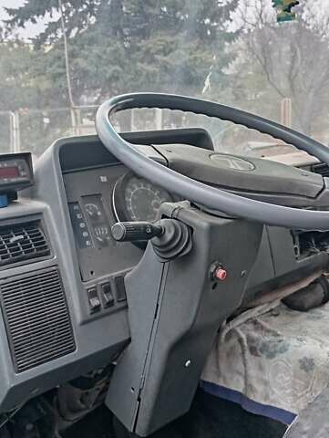 Белый БАЗ Т901.60, объемом двигателя 5.68 л и пробегом 70 тыс. км за 6000 $, фото 4 на Automoto.ua