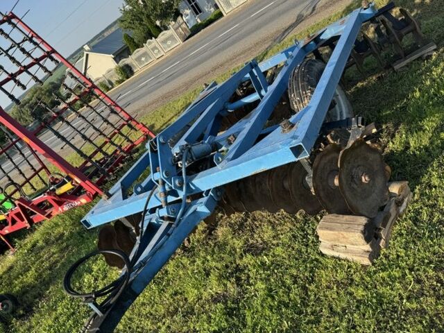 БДТ 3 2018 у Чернівцях на Automoto.ua Синій БДТ 3, об'ємом двигуна 0 л та пробігом 0 тис. км за 2000 $, фото 3 на Automoto.ua