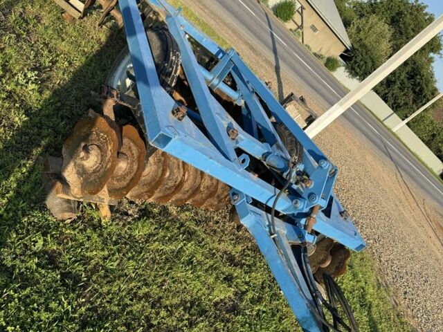 БДТ 3 2018 у Чернівцях на Automoto.ua Синій БДТ 3, об'ємом двигуна 0 л та пробігом 0 тис. км за 2000 $, фото 2 на Automoto.ua