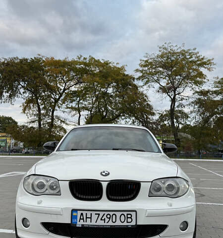 Белый БМВ 1 Серия, объемом двигателя 2 л и пробегом 240 тыс. км за 6700 $, фото 5 на Automoto.ua