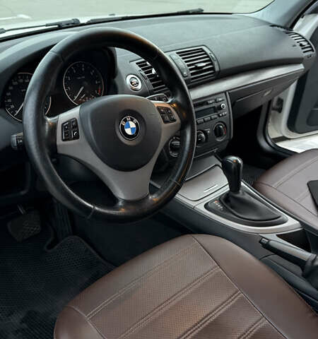 Белый БМВ 1 Серия, объемом двигателя 2 л и пробегом 240 тыс. км за 6700 $, фото 22 на Automoto.ua