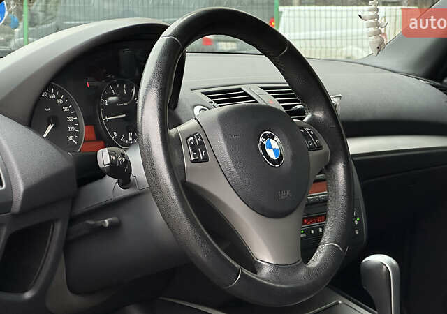 Белый БМВ 1 Серия, объемом двигателя 2 л и пробегом 138 тыс. км за 7899 $, фото 9 на Automoto.ua