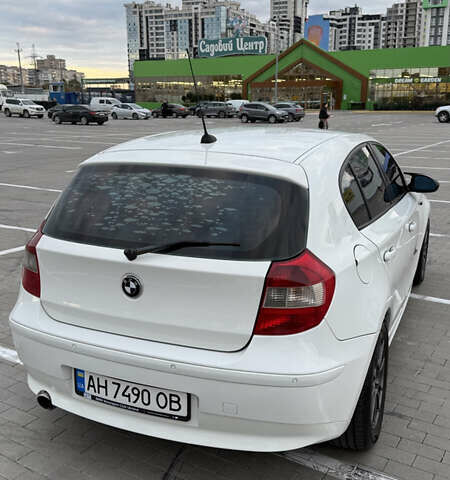Белый БМВ 1 Серия, объемом двигателя 2 л и пробегом 240 тыс. км за 6700 $, фото 15 на Automoto.ua