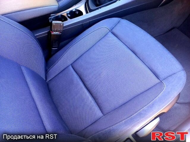 Белый БМВ 1 Серия, объемом двигателя 2 л и пробегом 230 тыс. км за 7500 $, фото 10 на Automoto.ua