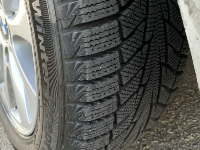 Белый БМВ 1 Серия, объемом двигателя 2 л и пробегом 250 тыс. км за 5499 $, фото 5 на Automoto.ua