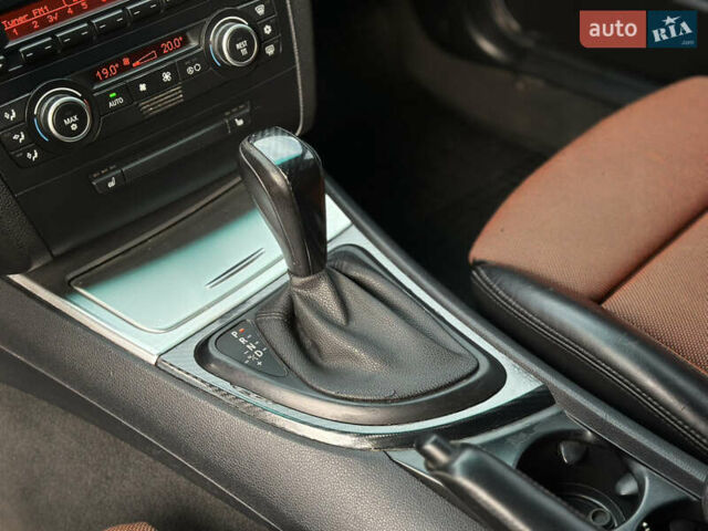 Белый БМВ 1 Серия, объемом двигателя 2 л и пробегом 320 тыс. км за 5300 $, фото 25 на Automoto.ua