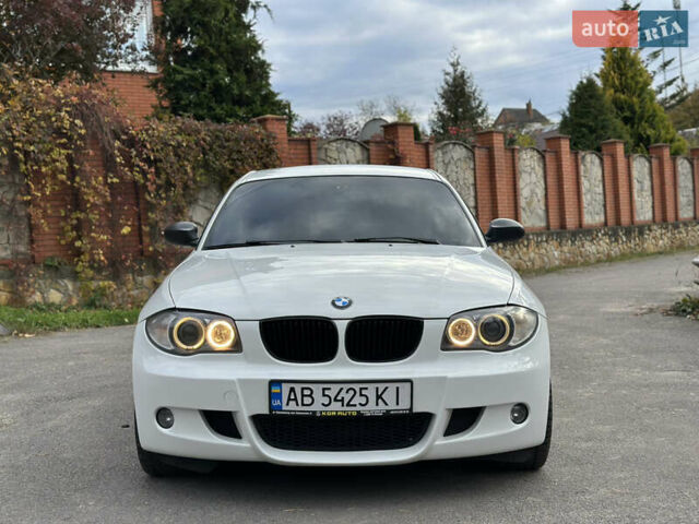 Белый БМВ 1 Серия, объемом двигателя 2 л и пробегом 320 тыс. км за 5300 $, фото 3 на Automoto.ua