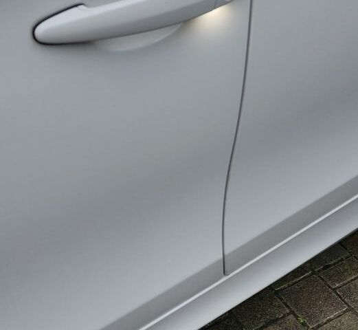 Білий БМВ 1 Серія, об'ємом двигуна 2 л та пробігом 248 тис. км за 6000 $, фото 19 на Automoto.ua