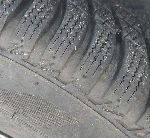 Білий БМВ 1 Серія, об'ємом двигуна 2 л та пробігом 248 тис. км за 6000 $, фото 20 на Automoto.ua