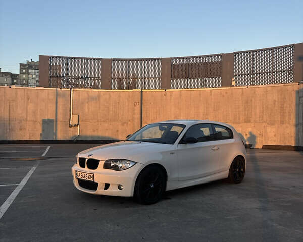 Белый БМВ 1 Серия, объемом двигателя 1.6 л и пробегом 218 тыс. км за 6000 $, фото 17 на Automoto.ua