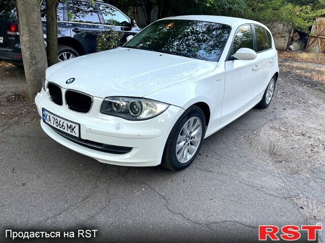 Білий БМВ 1 Серія, об'ємом двигуна 1.6 л та пробігом 132 тис. км за 6000 $, фото 1 на Automoto.ua