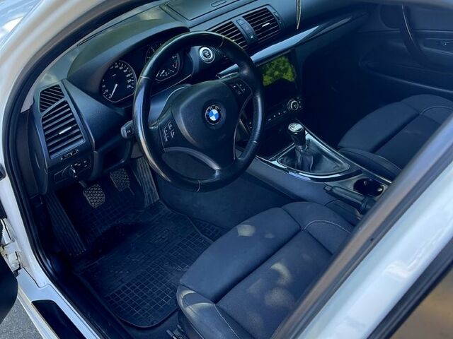 Білий БМВ 1 Серія, об'ємом двигуна 1.6 л та пробігом 132 тис. км за 6000 $, фото 3 на Automoto.ua