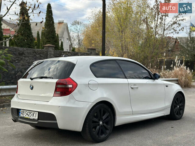 Белый БМВ 1 Серия, объемом двигателя 2 л и пробегом 320 тыс. км за 5300 $, фото 6 на Automoto.ua