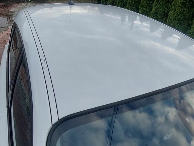 Білий БМВ 1 Серія, об'ємом двигуна 2 л та пробігом 248 тис. км за 6000 $, фото 9 на Automoto.ua