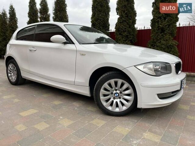 Белый БМВ 1 Серия, объемом двигателя 2 л и пробегом 165 тыс. км за 7800 $, фото 21 на Automoto.ua