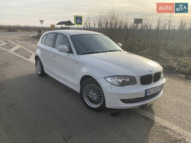 Белый БМВ 1 Серия, объемом двигателя 2 л и пробегом 196 тыс. км за 5050 $, фото 11 на Automoto.ua