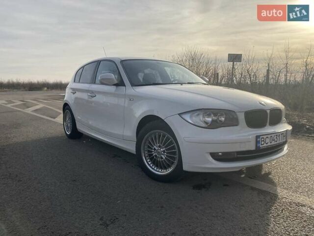 Белый БМВ 1 Серия, объемом двигателя 2 л и пробегом 196 тыс. км за 5050 $, фото 12 на Automoto.ua