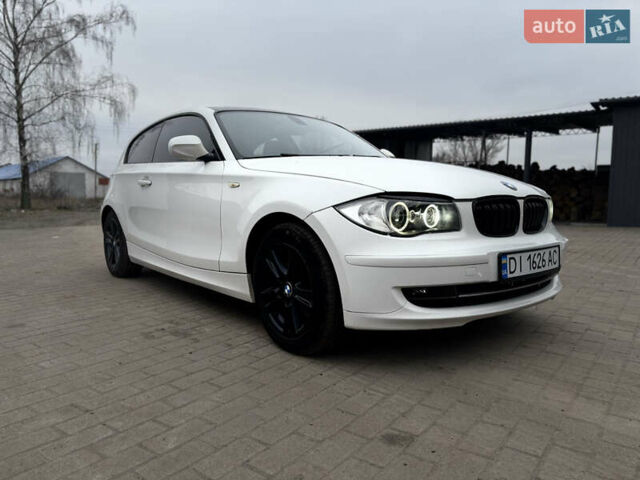 Белый БМВ 1 Серия, объемом двигателя 2 л и пробегом 230 тыс. км за 7500 $, фото 12 на Automoto.ua