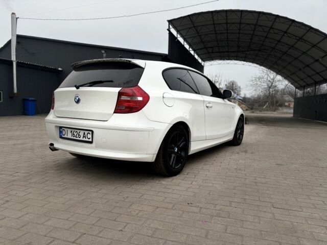 Білий БМВ 1 Серія, об'ємом двигуна 2 л та пробігом 230 тис. км за 7500 $, фото 9 на Automoto.ua