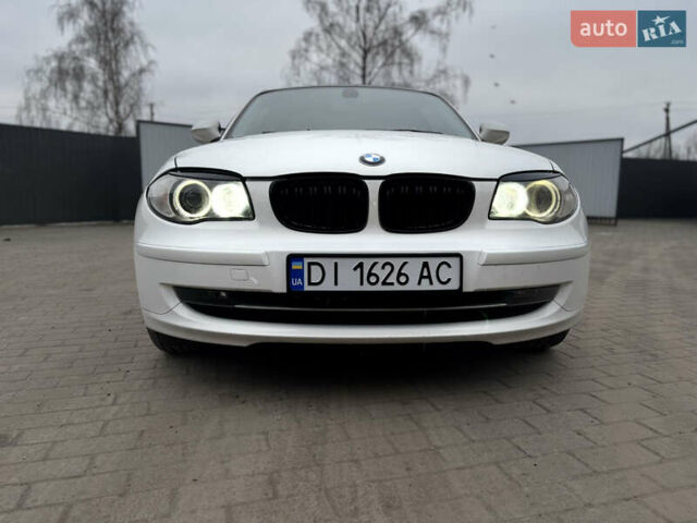 Белый БМВ 1 Серия, объемом двигателя 2 л и пробегом 230 тыс. км за 7500 $, фото 14 на Automoto.ua