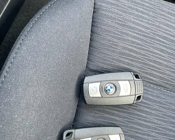 Белый БМВ 1 Серия, объемом двигателя 2 л и пробегом 196 тыс. км за 5050 $, фото 31 на Automoto.ua