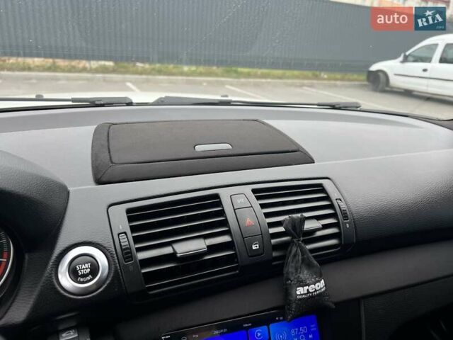 Белый БМВ 1 Серия, объемом двигателя 2 л и пробегом 207 тыс. км за 7900 $, фото 43 на Automoto.ua