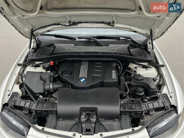 Белый БМВ 1 Серия, объемом двигателя 2 л и пробегом 207 тыс. км за 7900 $, фото 67 на Automoto.ua